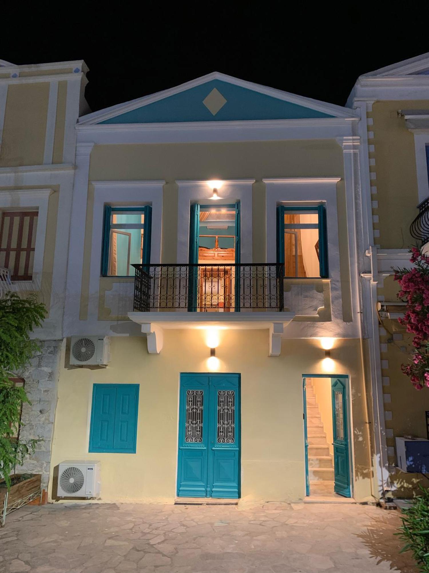 Symi Central Point Esterno foto